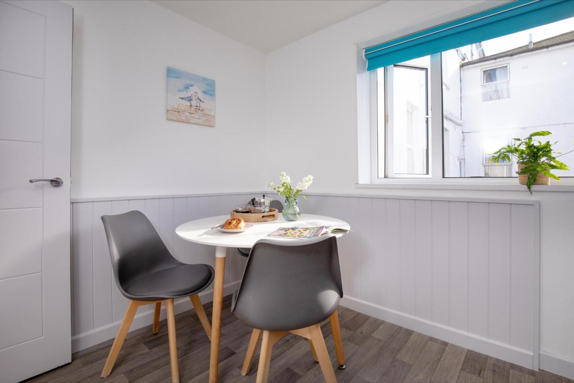 Sunnybeach Holiday Apartments Пейнтън Екстериор снимка