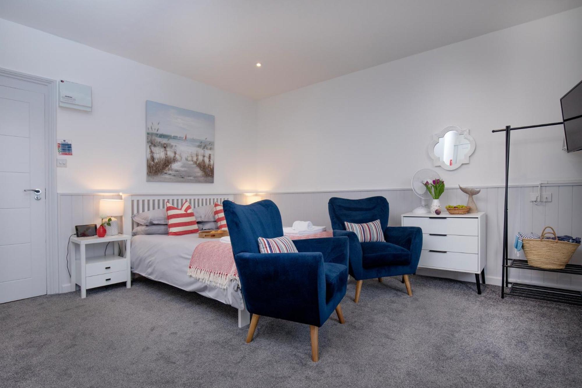 Sunnybeach Holiday Apartments Пейнтън Екстериор снимка